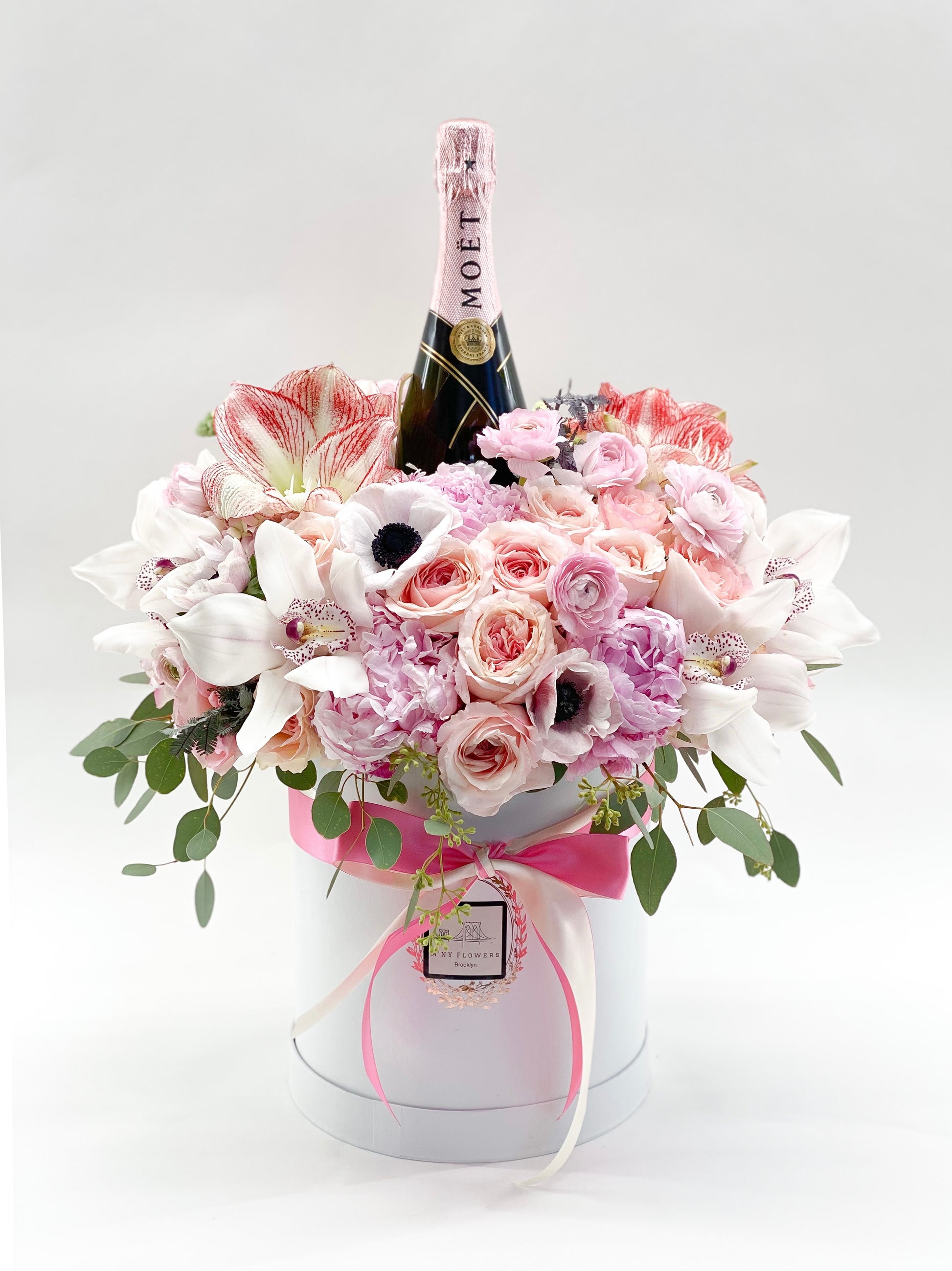 Moet x Flower Basket - M Ny Flowers