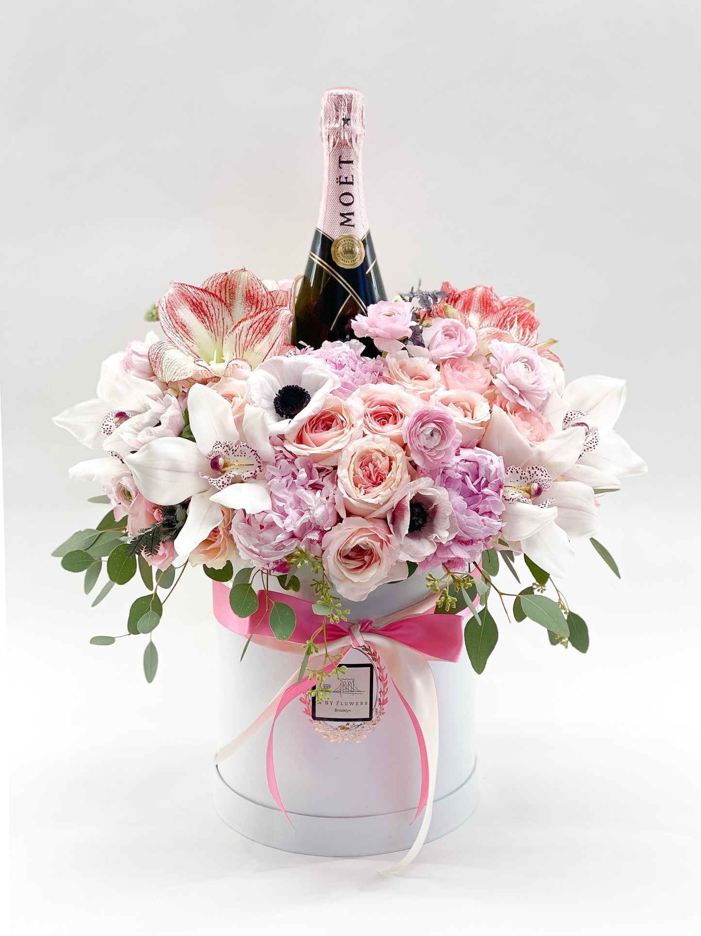 Moet x Flower Basket - M Ny Flowers